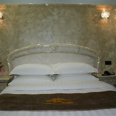 Boutique Hotel 5*