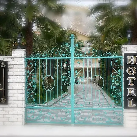 Отель Boutique 5*